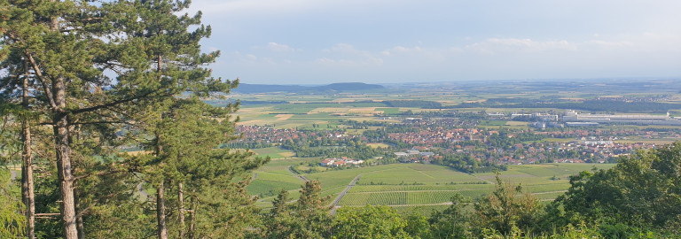 Vom Schwanberg hinunter